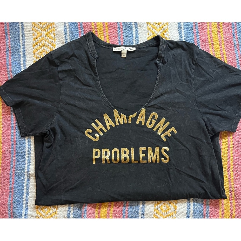 Express Graphic Tee